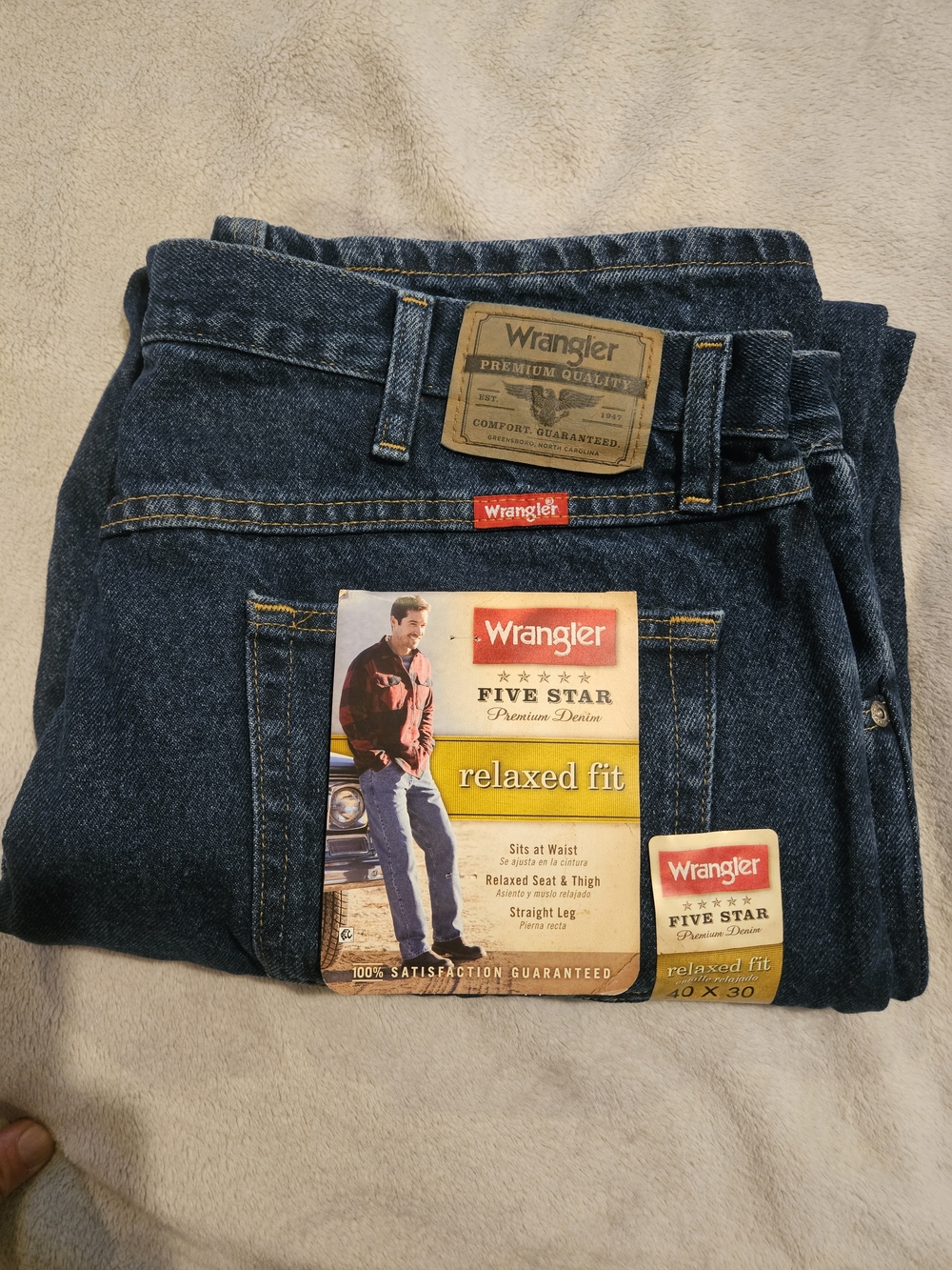 Wrangler Five Star NWT 100% Cotton Relaxed Fit Jeans 40x30 Dark Wash